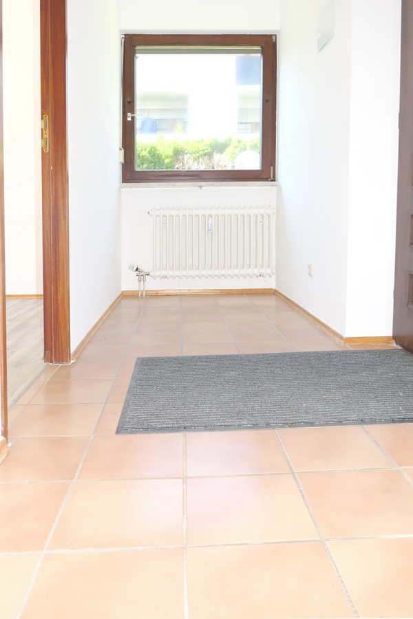 03-Eingang-Diele Erdgeschosswohnung Bad T�lz