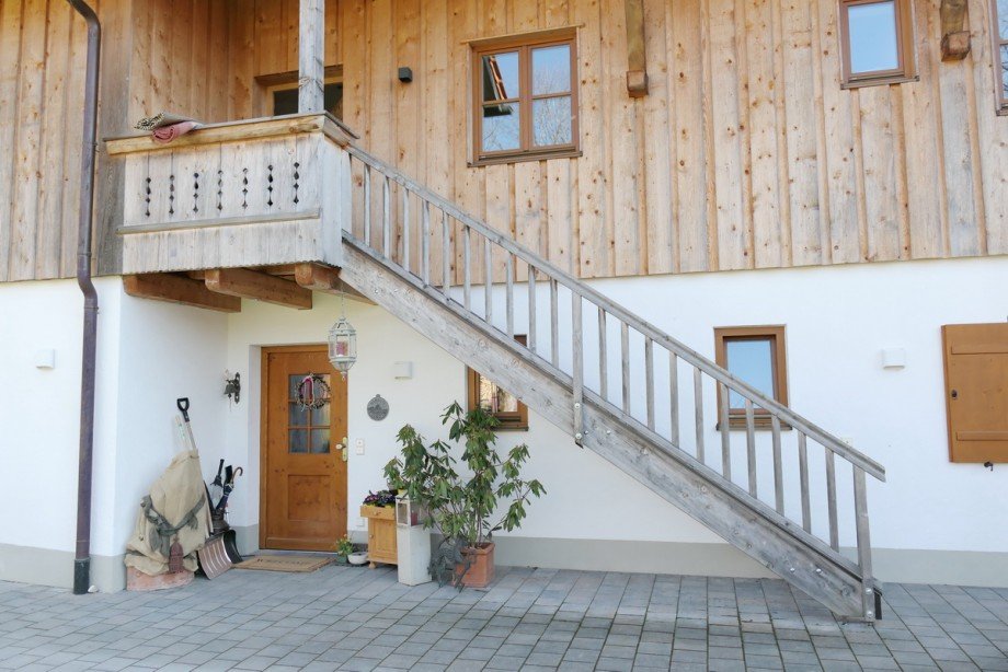 02-Aufgang Wohnung Lenggries