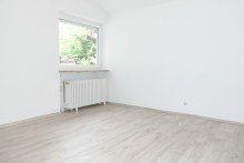 22-Kind-2 Ger�umiger Bungalow (erweiterbar) auf park�hnlichem Grundst�ck