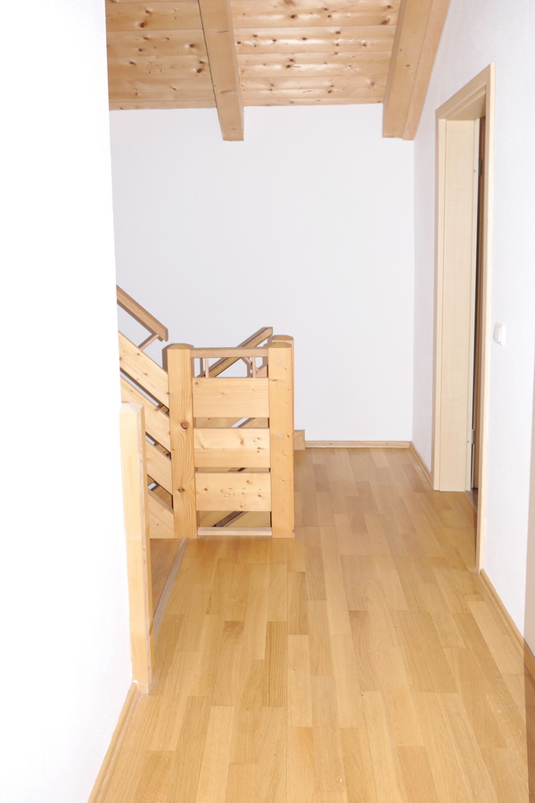 21-Flur-DG Wohnung Lenggries