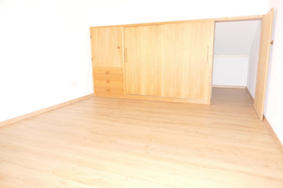 09-Schlafzimmer Wohnung Lenggries