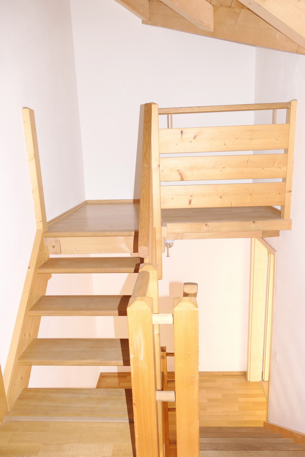 20-Aufgang-DG Wohnung Lenggries