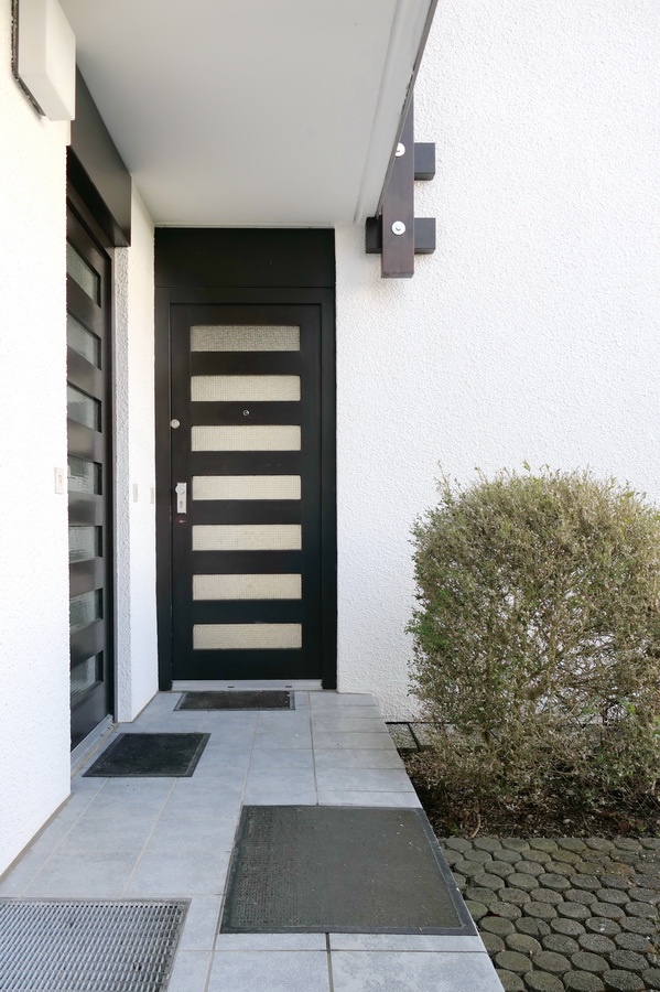 03-eigener Eingang Erdgeschosswohnung Bad T�lz