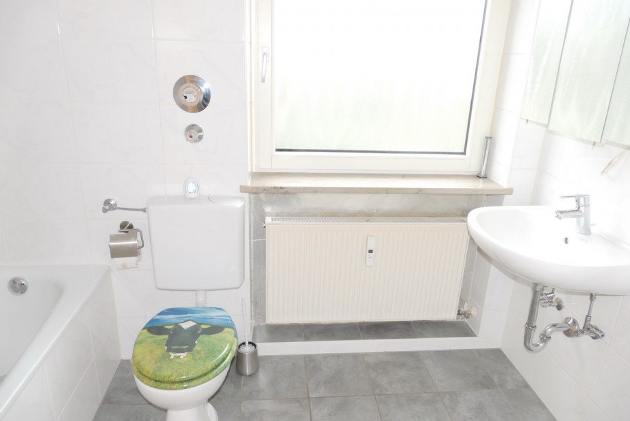11-Bad Etagenwohnung Waakirchen