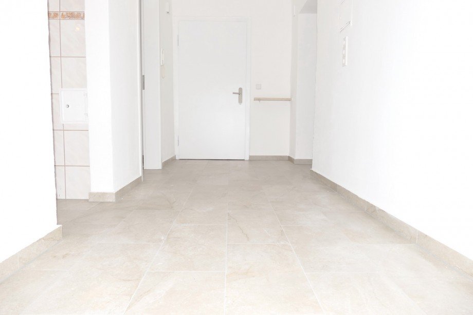 11-Diele-Eingang Erdgeschosswohnung Geretsried