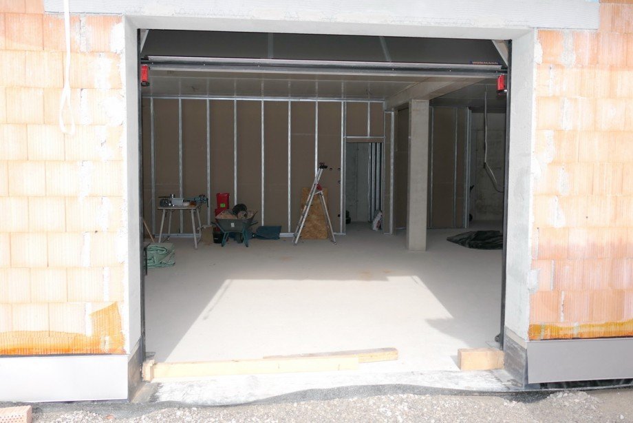 02-Zufahrt-Tor Einzelhandel Wackersberg