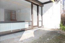 13-Terrasse Bezugsfrei: Gut geschnittene 2-Zimmer-Wohnung mit Terrasse