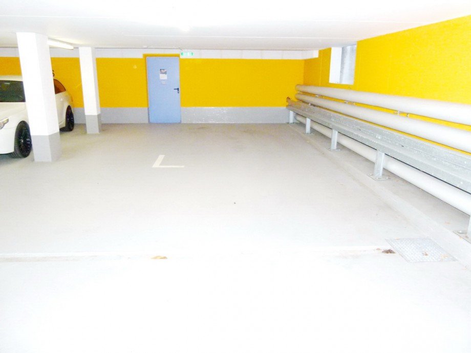 16-breiter-TG-Stellplatz Wohnung M�nchen